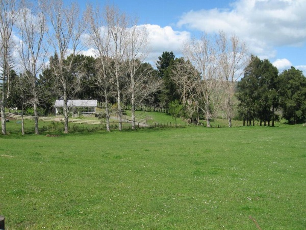 Miranda Orchard Cottage image 11